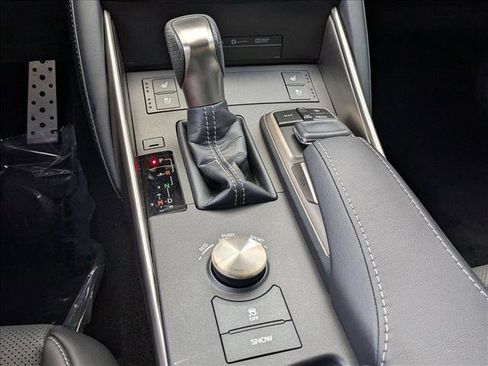 Used 2018 Lexus IS 300 F Sport w/ F Sport Package RWD image 12