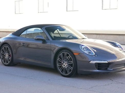 Used 2015 Porsche 911 Carrera S image 2