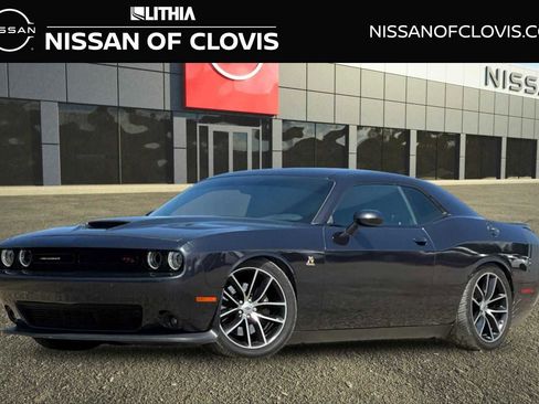 Used 2017 Dodge Challenger R/T Scat Pack RWD image 1