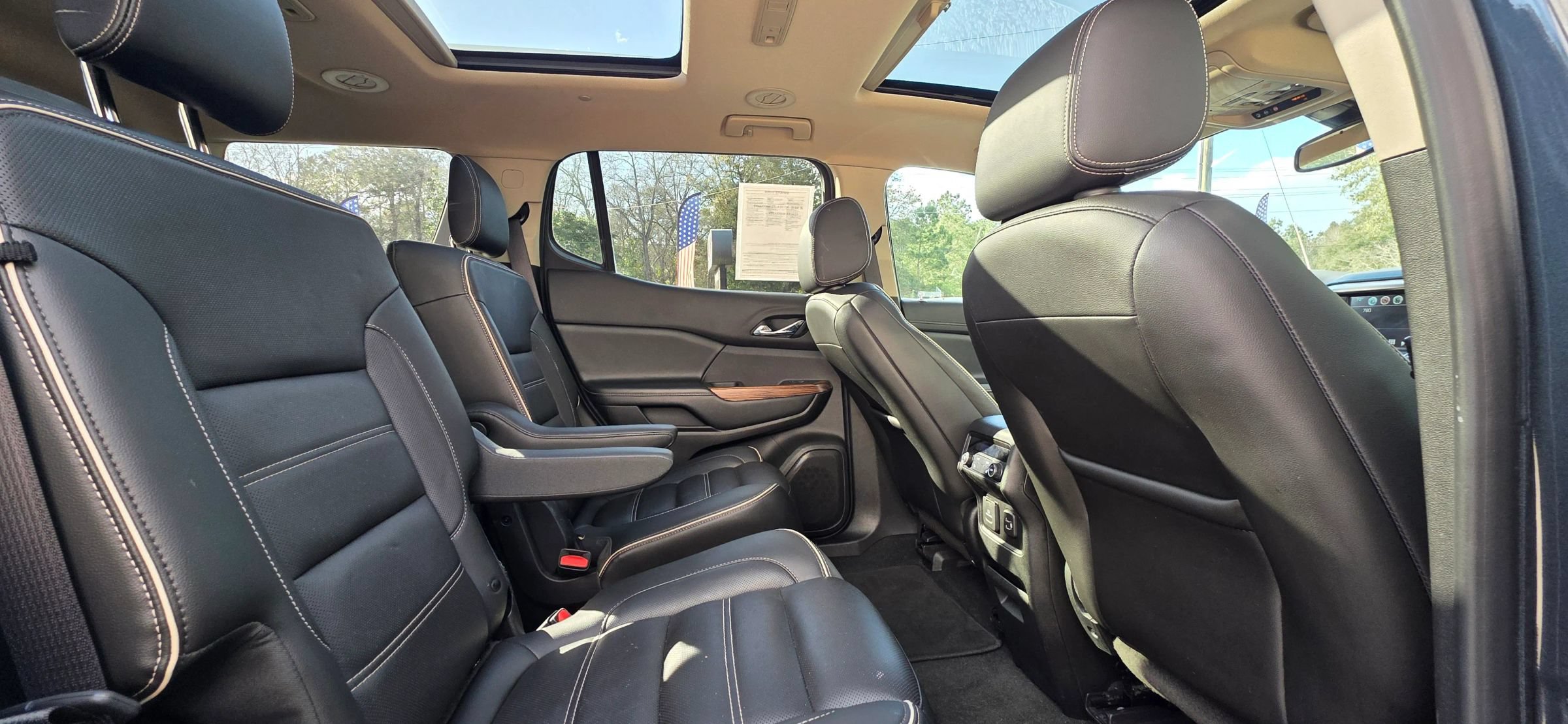 Used 2019 GMC Acadia Denali AWD/4WD image 17