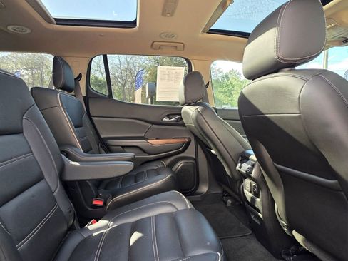 Used 2019 GMC Acadia Denali AWD/4WD image 17