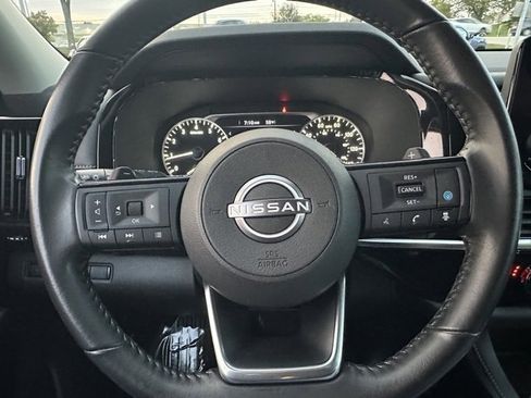 Certified 2023 Nissan Pathfinder SV w/ Black Appearance Package image 41