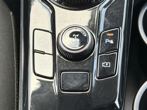Used 2023 Kia Sportage LX AWD/4WD image 9