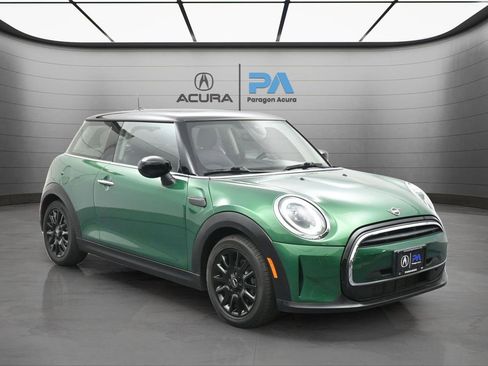 Used 2022 MINI Cooper 2-Door Hardtop image 22