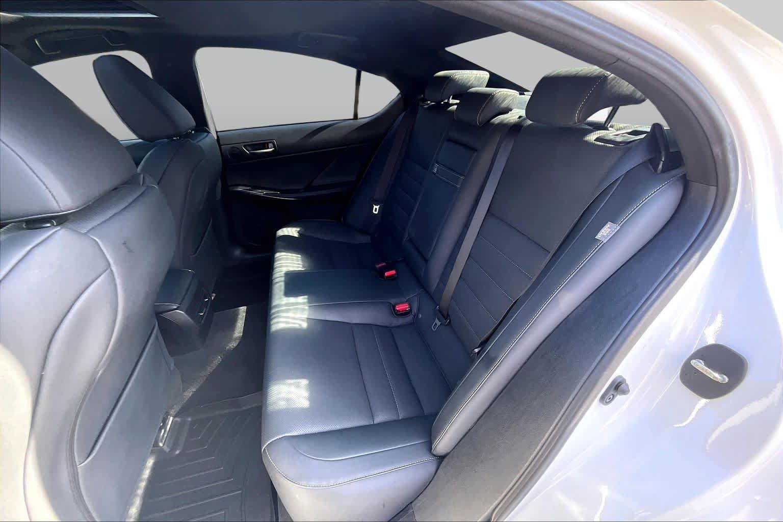 Used 2023 Lexus IS 500 RWD image 20