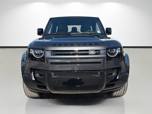 New 2026 Land Rover Defender 90 V8 AWD/4WD image 8