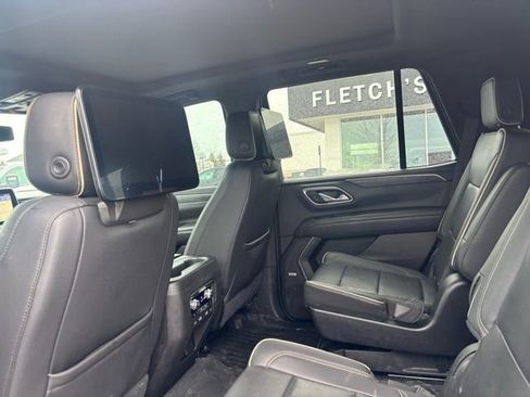 Used 2021 GMC Yukon SLT w/ SLT Luxury Plus Package image 10