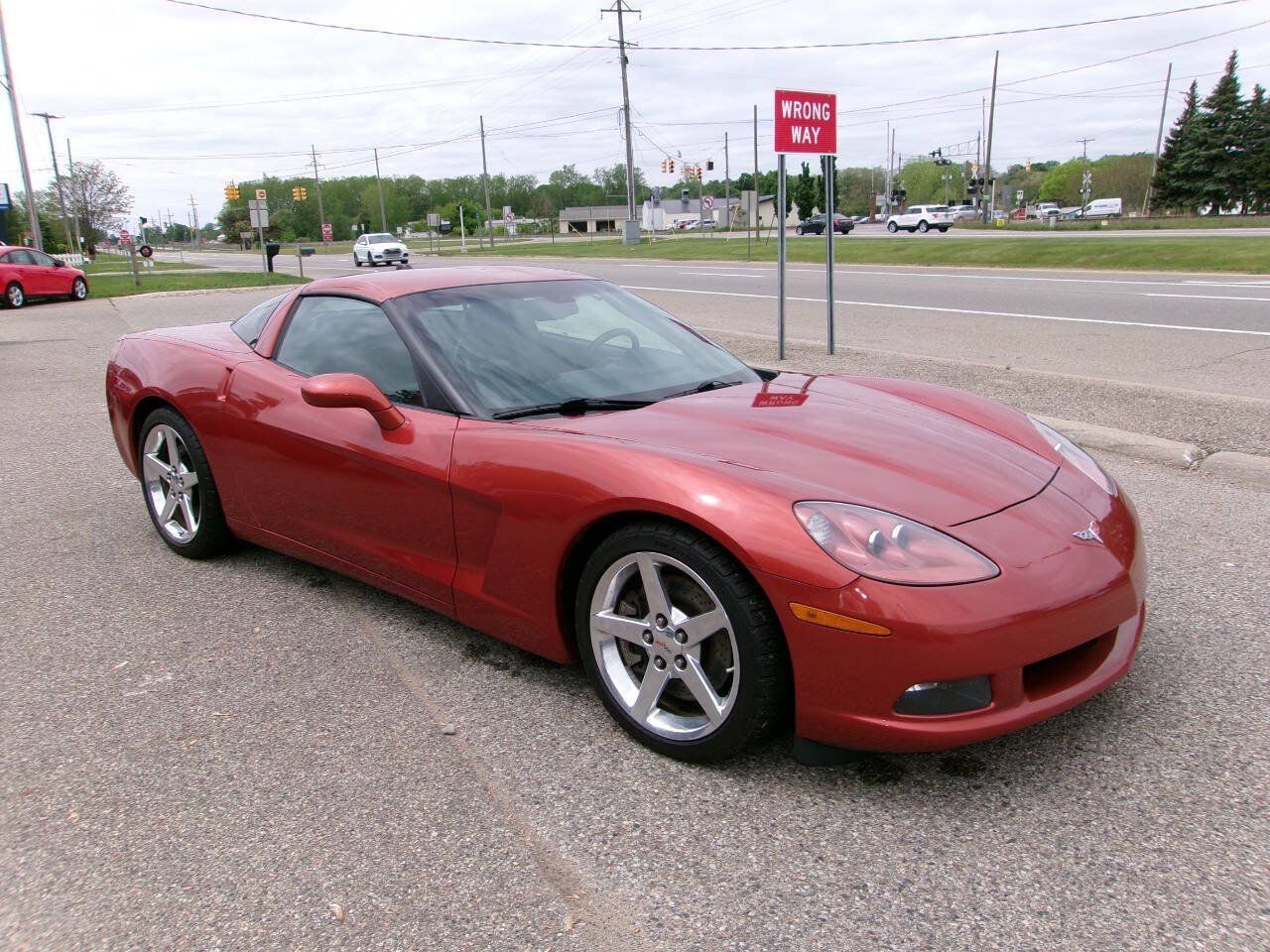 Used 2005 Chevrolet Corvette Coupe w/ Preferred Equipment Group RWD image 2