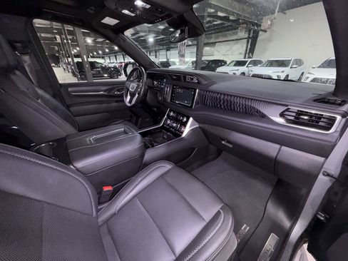 Used 2024 GMC Yukon Denali w/ Max Trailering Package AWD/4WD image 31