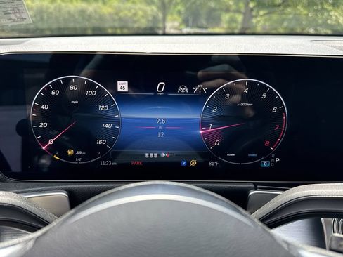 Used 2025 Mercedes-Benz GLB 250 4MATIC image 20