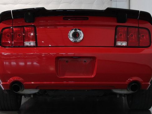 Used 2007 Ford Mustang GT RWD image 25