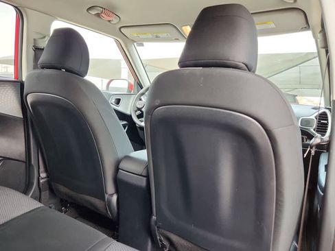 Used 2024 Kia Soul LX w/ Option Group 015 image 16