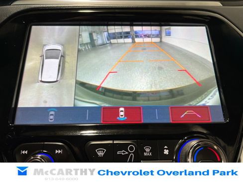 Used 2017 Chevrolet Bolt Premier w/ Driver Confidence II Package FWD image 22