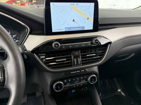 Certified 2022 Ford Escape SE w/ Convenience Package FWD image 11