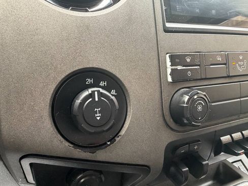 Used 2012 Ford F250 XLT w/ XLT Premium Pkg AWD/4WD image 23