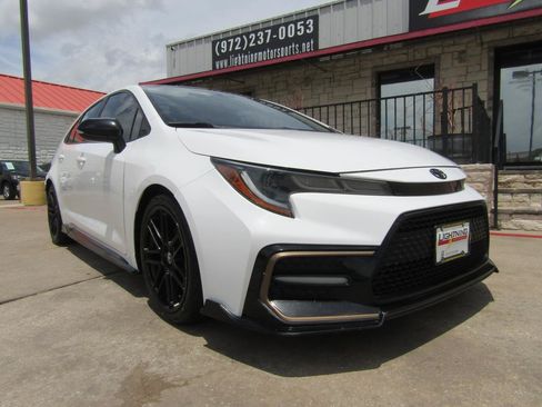 Used 2021 Toyota Corolla XSE w/ Carpet Mat Package (TMS) FWD image 6