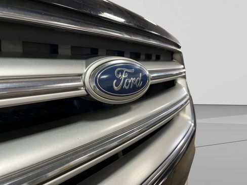 Used 2017 Ford Escape SE w/ SE Leather Comfort Package image 44