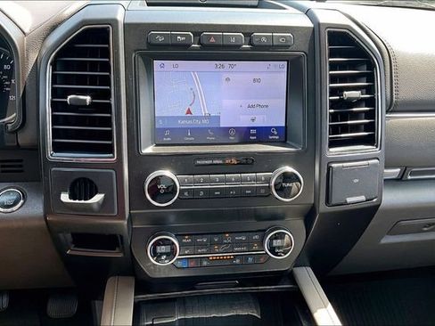 Used 2020 Ford Expedition Limited w/ Equipment Group 302A AWD/4WD image 15