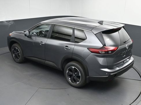 Used 2026 Nissan Rogue SV image 33