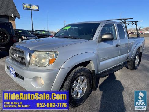 Used 2009 Toyota Tacoma 4x4 Access Cab V6 image 1