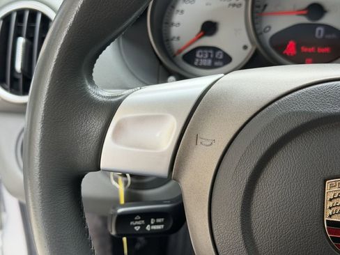 Used 2006 Porsche Boxster S RWD image 32