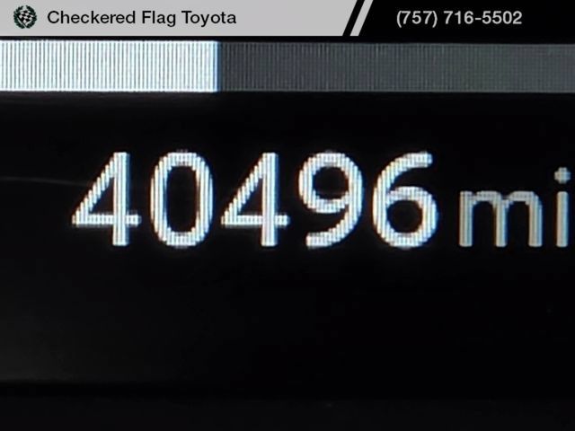 Used 2023 Toyota Crown AWD/4WD image 12