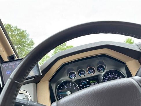Used 2015 Ford F350 Lariat RWD image 29