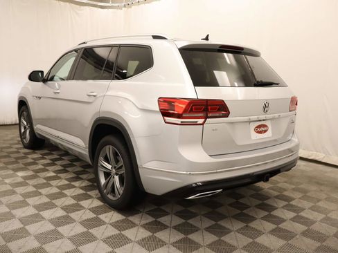 Used 2019 Volkswagen Atlas SE w/ Towing Package image 3