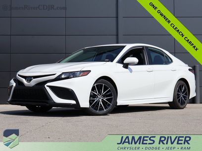 Used 2024 Toyota Camry SE