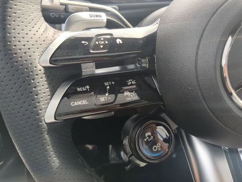 New 2024 Mercedes-Benz GLB 35 AMG 4MATIC image 23