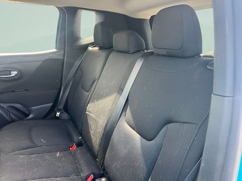 Used 2021 Jeep Renegade Sport w/ Sport Appearance Group AWD/4WD image 20