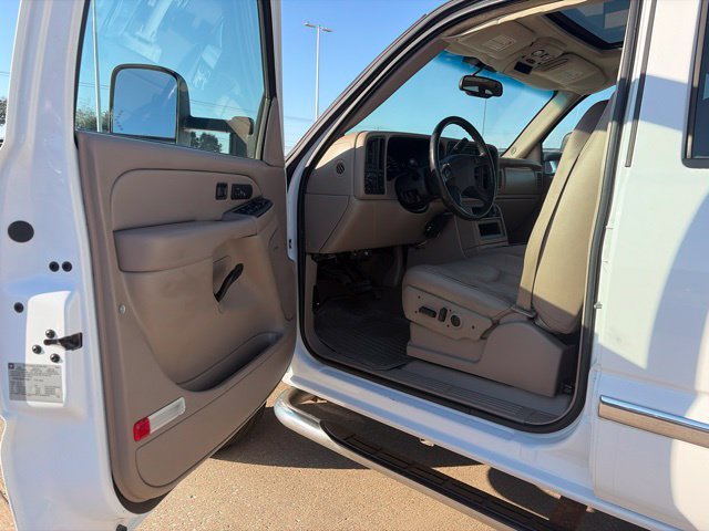 Used 2007 GMC Sierra 2500 SLT w/ Heavy-Duty Power Package RWD image 10