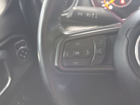 Used 2022 Jeep Wrangler Unlimited Sport AWD/4WD image 21