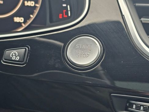 Used 2018 Audi Q7 3.0T Prestige w/ Prestige Package image 39