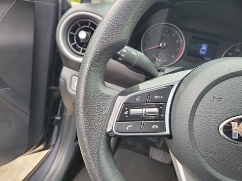 Used 2020 Kia Forte Sedan image 16