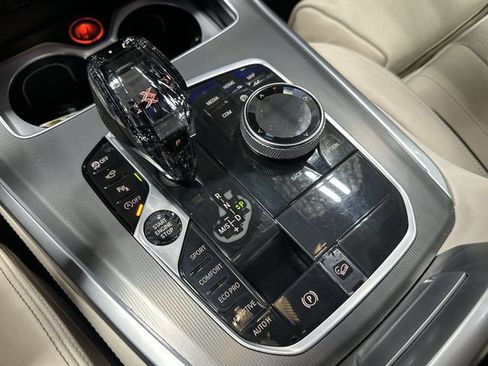 Used 2019 BMW X5 xDrive50i w/ M Sport Package AWD/4WD image 27