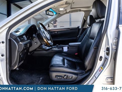 Used 2013 Lexus ES 350 w/ Luxury Pkg FWD image 4