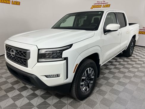 Used 2024 Nissan Frontier SL w/ Technology Package RWD image 1