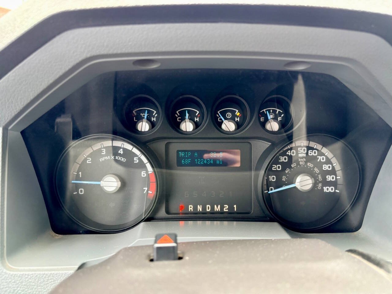 Used 2016 Ford F250 XL w/ Power Equipment Group AWD/4WD image 36