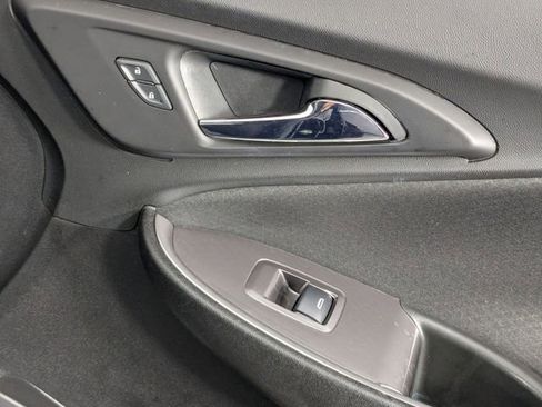 Used 2022 Chevrolet Malibu LS FWD image 34