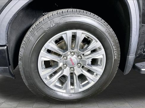 Used 2023 GMC Sierra 1500 Denali RWD image 32