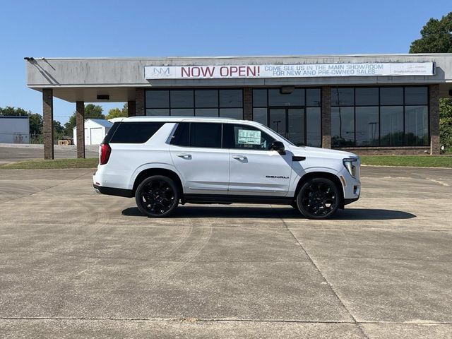 New 2026 GMC Yukon Denali w/ Denali Reserve Package AWD/4WD image 3