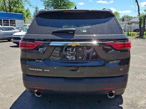 Used 2023 Chevrolet Traverse LT w/ LT Premium Package AWD/4WD image 7