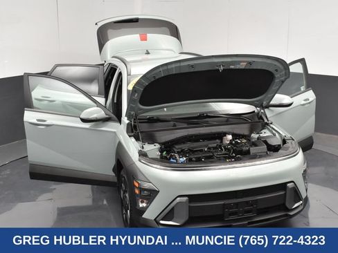 Used 2025 Hyundai Kona SEL FWD image 35