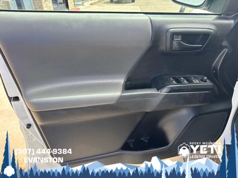 Used 2020 Toyota Tacoma SR AWD/4WD image 22