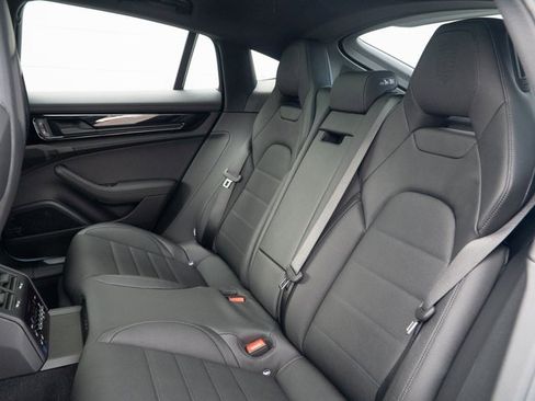 New 2026 Porsche Panamera 4 image 18