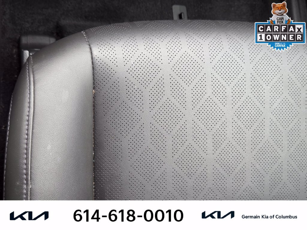 Used 2022 Kia Carnival EX FWD image 26