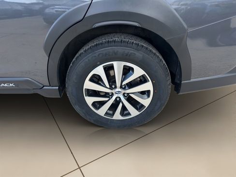 Used 2023 Subaru Outback Premium AWD/4WD image 30