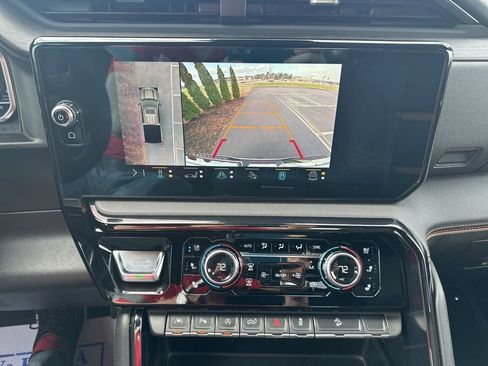 Used 2023 GMC Sierra 1500 AT4 w/ Technology Package image 21