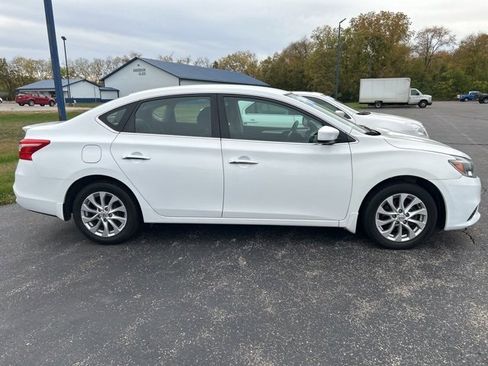 Used 2017 Nissan Sentra S w/ S Style Package image 4